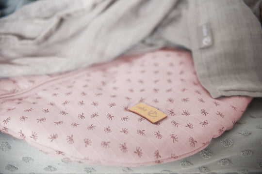 Organic Sleeping Bag 'Lil Planet' - 70 - 110 cm - Organic Muslin (GOTS) - Pink / Mauve – Special Image (8/8)