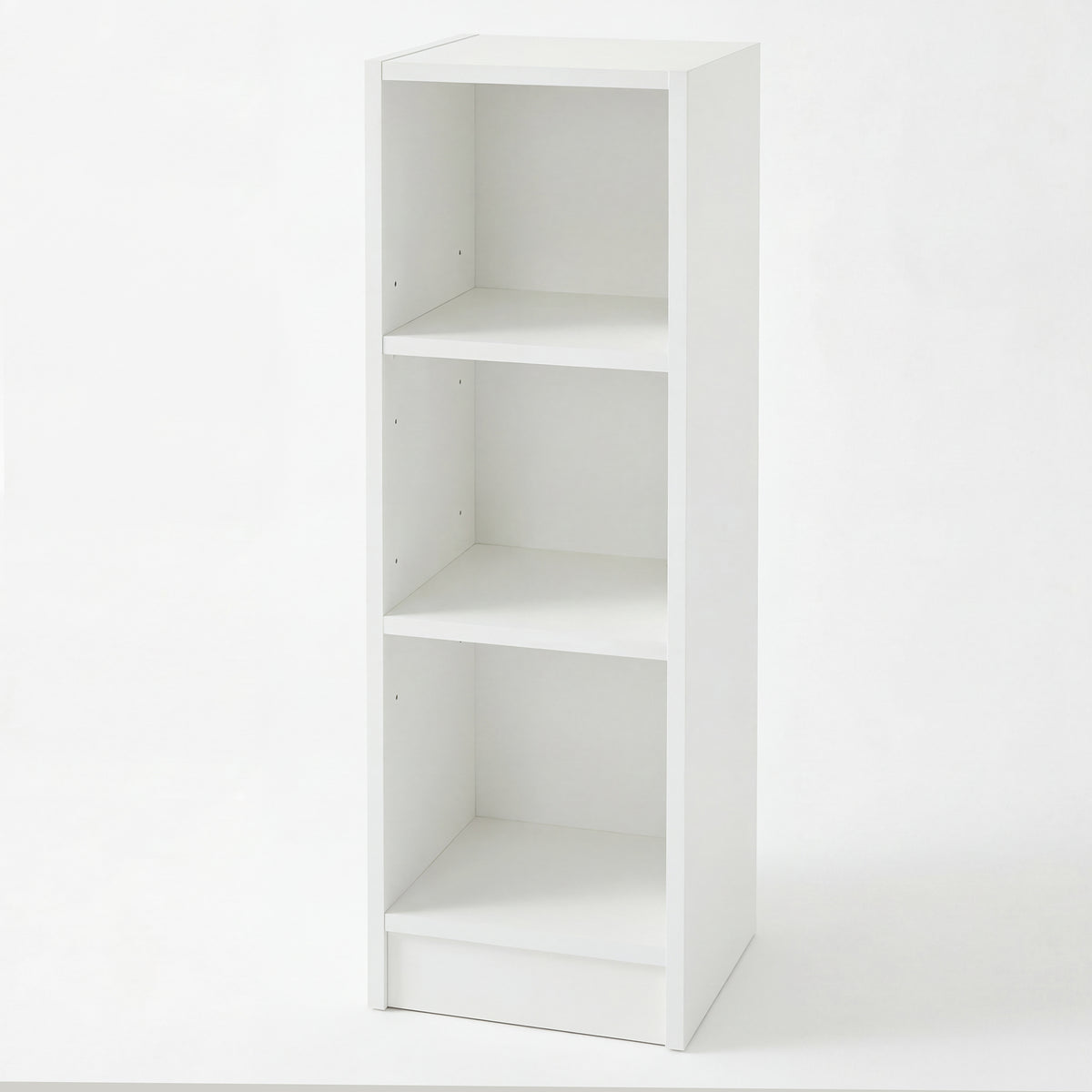 Scaffale laterale abbinato a diversi cassettiere fasciatoio - Legno bianco laccato – Ritaglio (1/7)