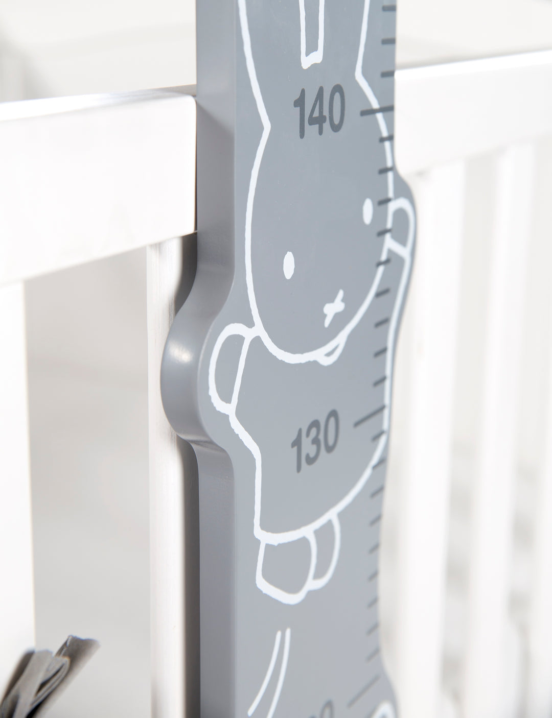 Metro da parete 'miffy®', stampato, scala graduata da 70 cm fino a 150 cm per bambini, bianco/grigio – Foto del prodotto (2/7)