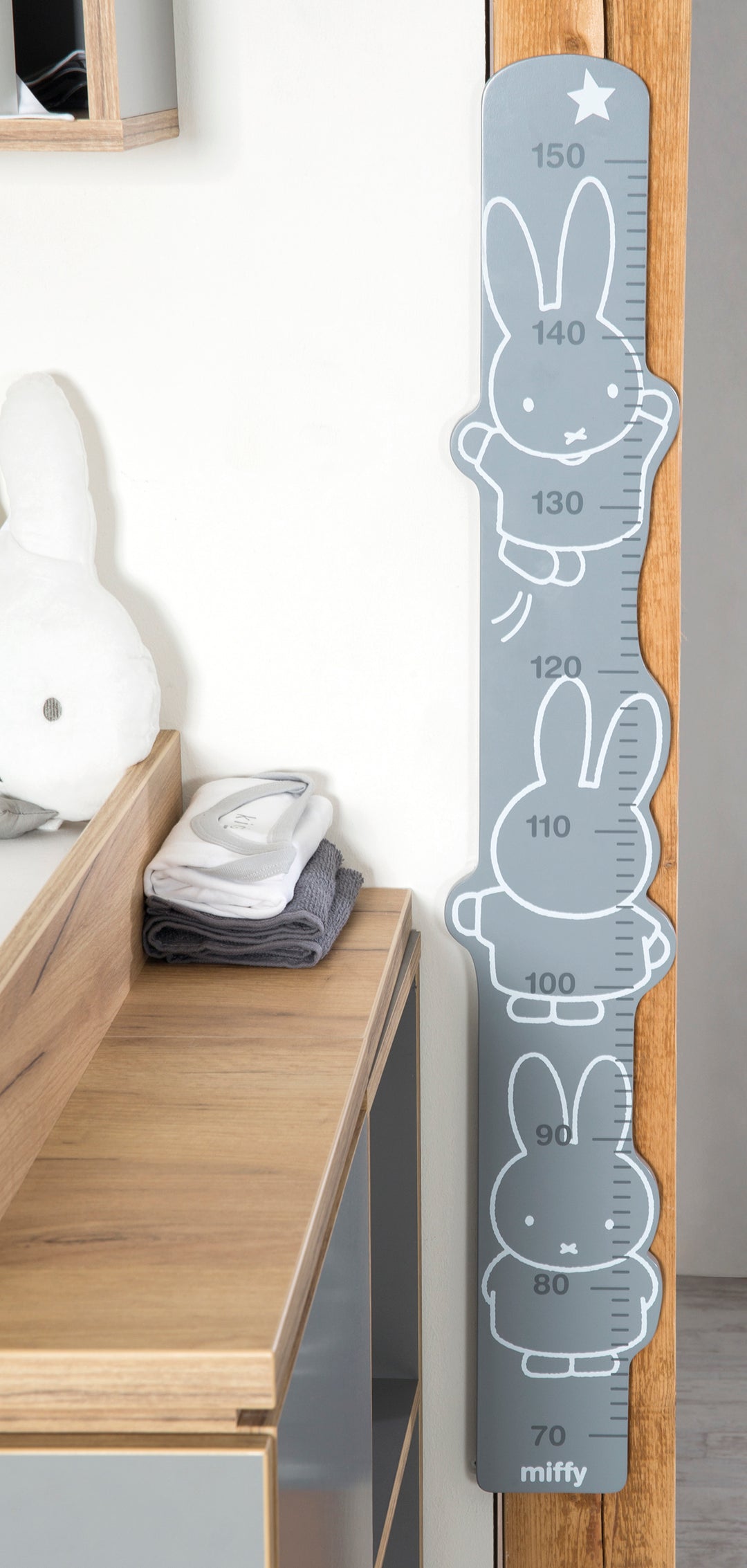 Metro da parete 'miffy®', stampato, scala graduata da 70 cm fino a 150 cm per bambini, bianco/grigio – Foto del prodotto (3/7)