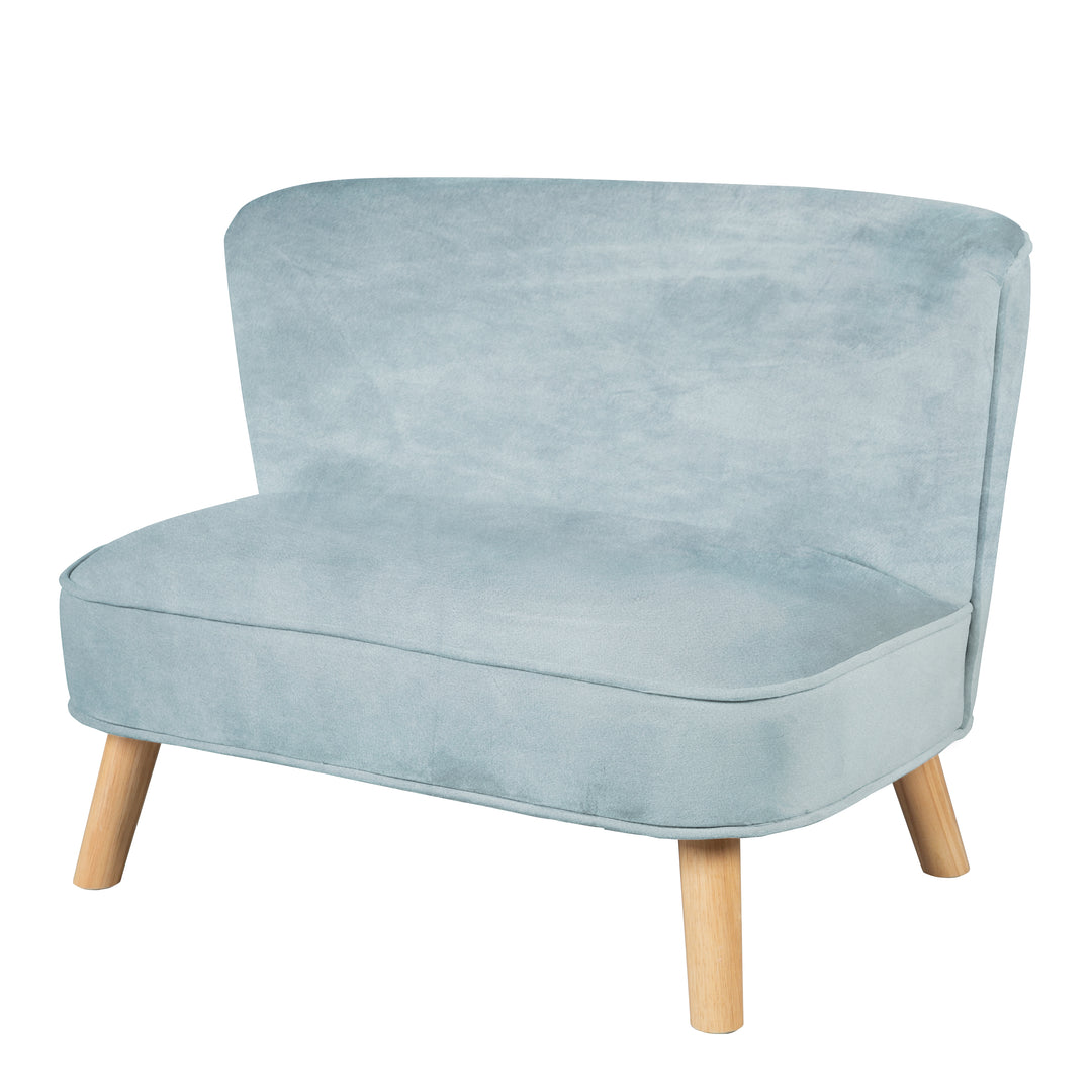 Kindersofa 'Lil Sofa' - Bequeme Kindercouch mit Holzfüßen - Samtstoff hellblau – Produktbild (1/10)