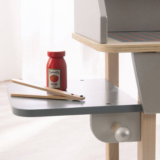 BBQ-Grill aus Holz, mit 14-teiligem Stoffzubehör, Spielzeug Barbecue Grill, ab 3 Jahren – Produktbild (12/14)