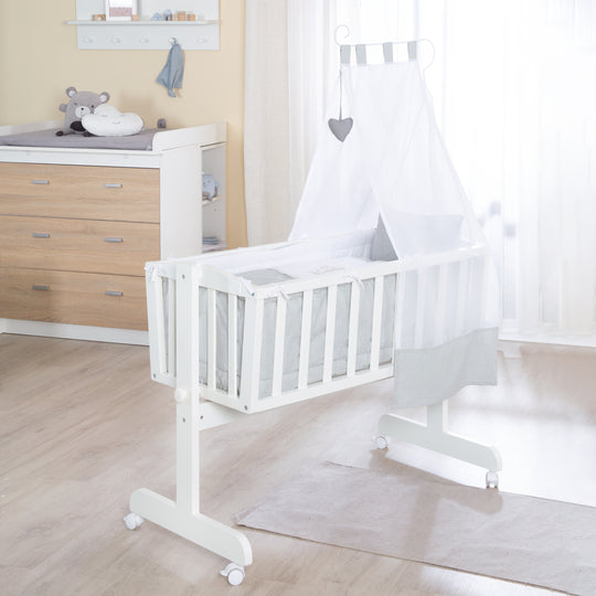 Set culla completo 'Heartbreaker', 40 x 90 cm, bianco, carrozzina con funzione di bloccaggio, incl. dotazione – Foto d'ambiente (4/9)