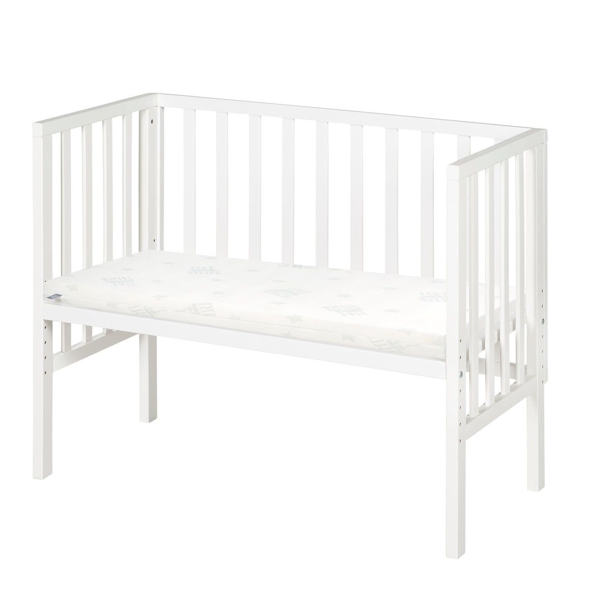 Bedside Crib 2in1 'safe asleep®' with Barrier & Mattress - For All Parent Bed Heights - Wood White – Cutout (1/14)